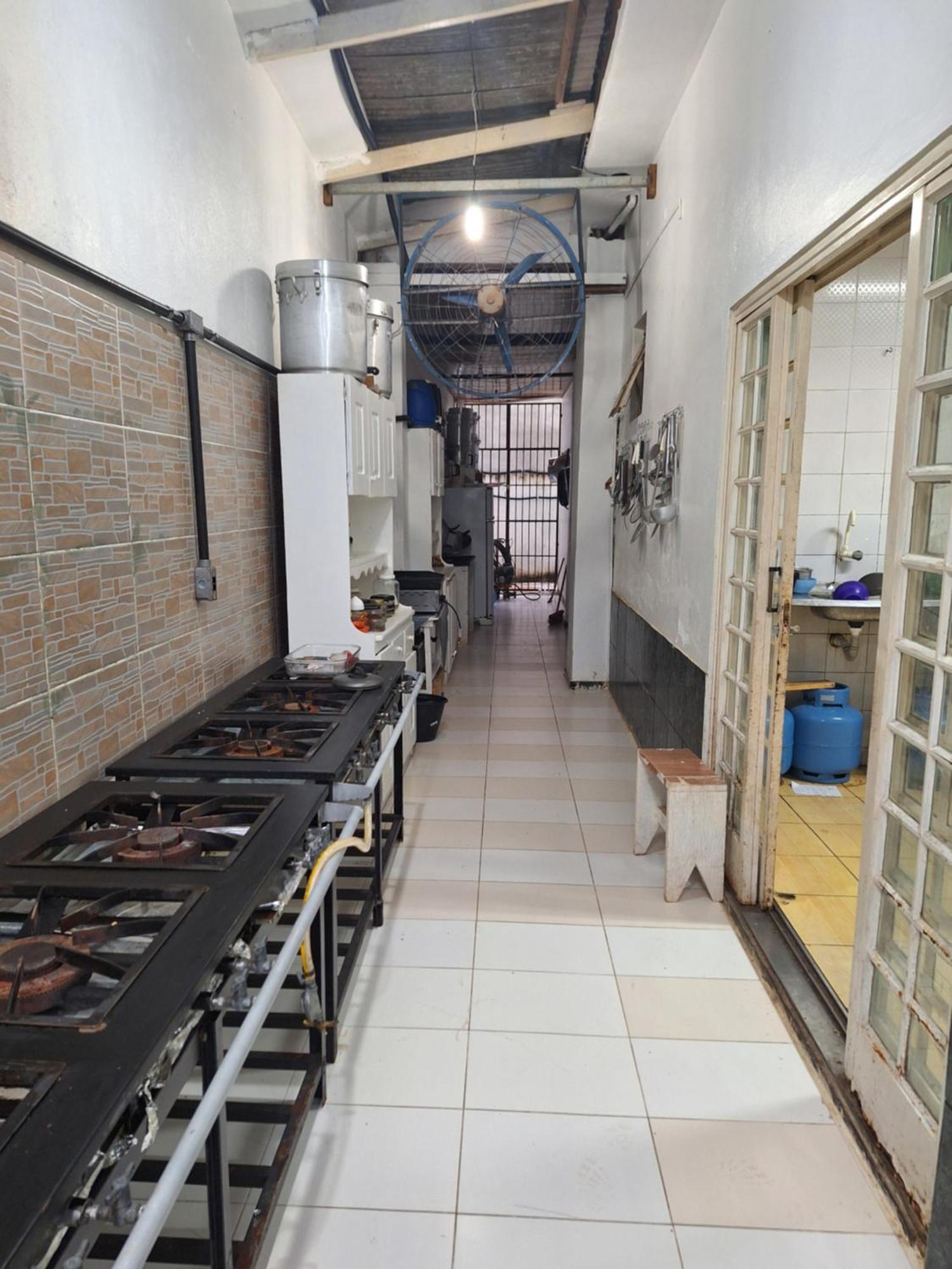 Quarto Triplo Com Banheiro Em Pousada E Restaurante Manaus Kültér fotó